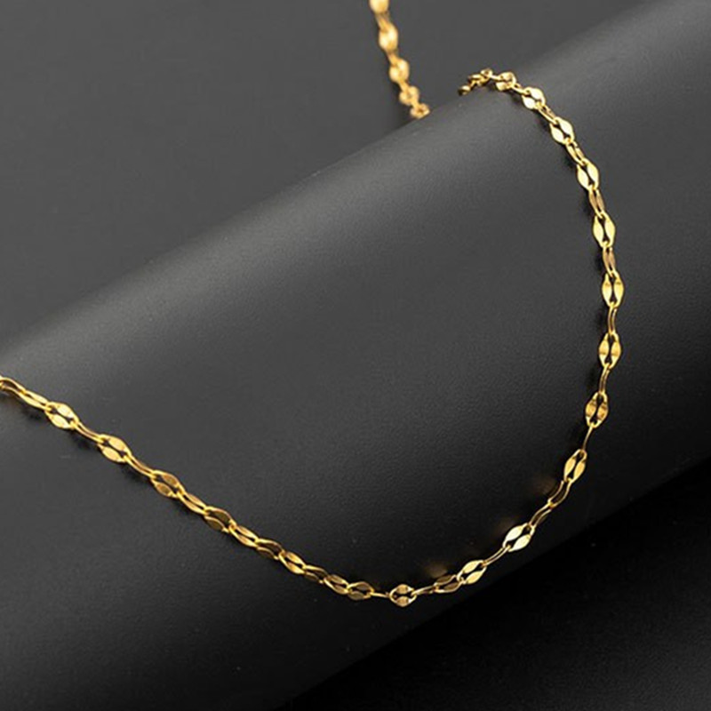 Women's Glossy Golden Lip Pendant Necklace, Exquisite Gift