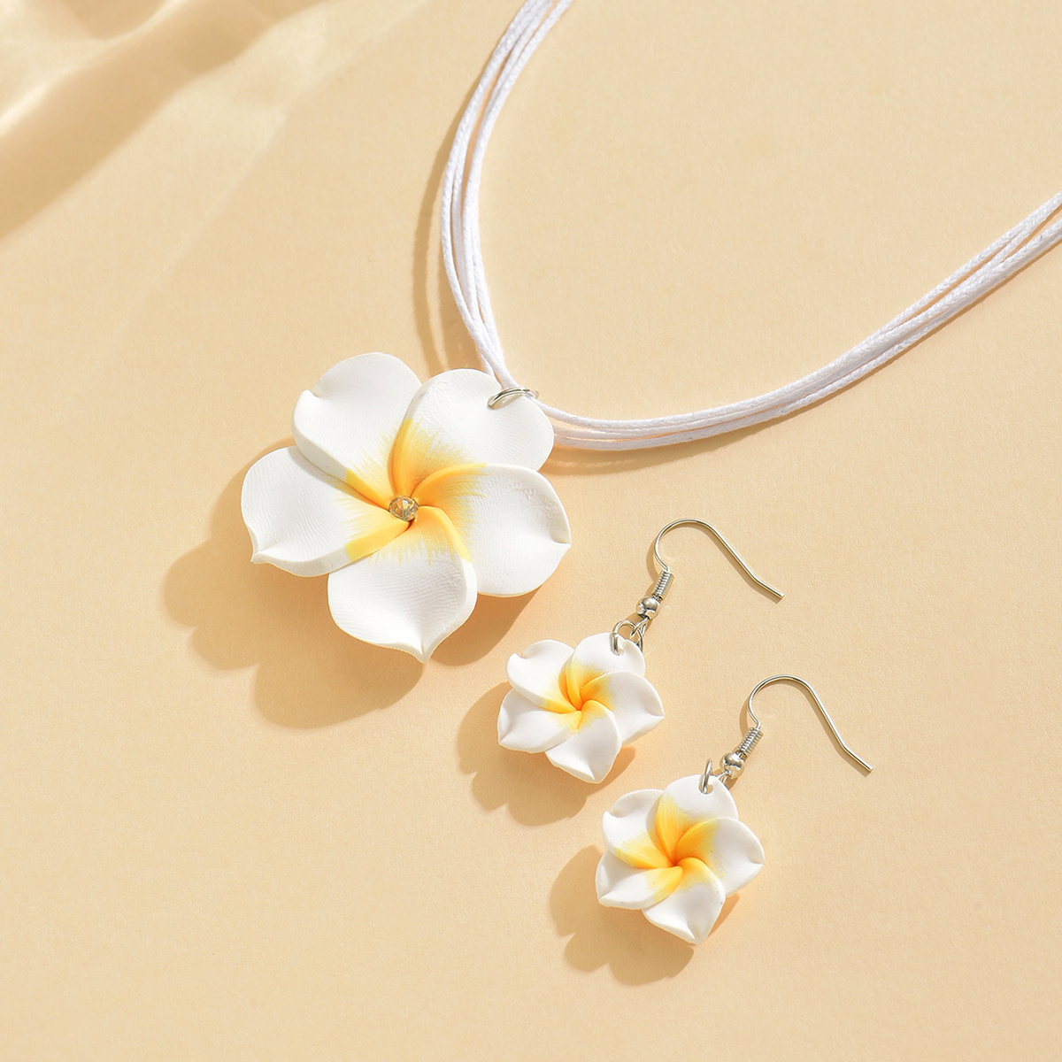 1 Pair Of Earrings + 1 Necklace Bohemian Beach Style Soft Pottery Plumeria Jewelry Set For Women, Daily Wear, Vacation, , Parties, Women's Accessories, Gift For