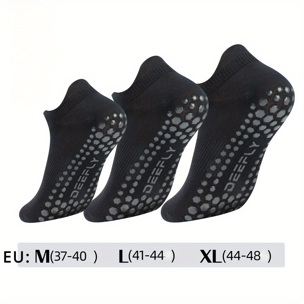 Image of A Pair Of Large Yoga Socks Sized 37-48, Designed For Professional Sports, Running, And Pilates. Are Non-slip, Sweat-absorbing, And Breathable, Making Them A Great Gift For Your Husband Or Father