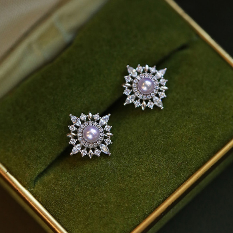 Elegant Imitation Pearl & Zircon Flower Stud Earrings for Women