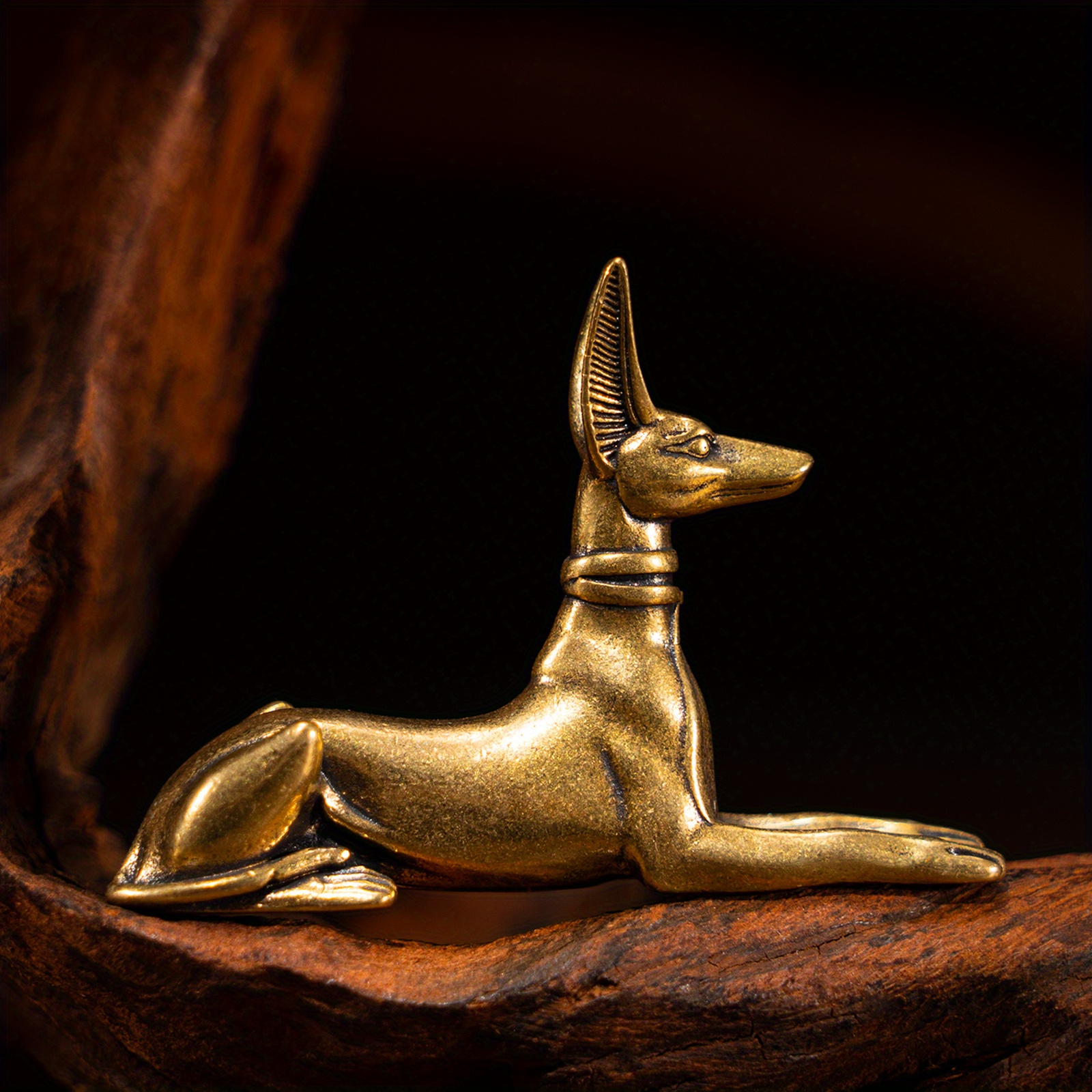 Image of 1pc Vintage Brass Dog Statue- Exquisite Decorative Art Piece, Suitable For Home, Office, , Ideal For Bookshelves, Living Rooms, And Desktop Decoration, Perfect Room Decoration