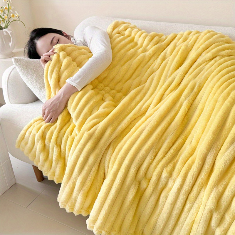 TEMU 1 Oversized Flannel Blanket With Drawstring, White Thickened Fluffy Plush Sofa Throw, Summer Nap Blanket, For Outdoor Camping, Birthday Gift,