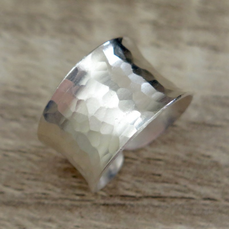 Women's Handmade Hammered Pattern Design Ring, Fashionable Gift