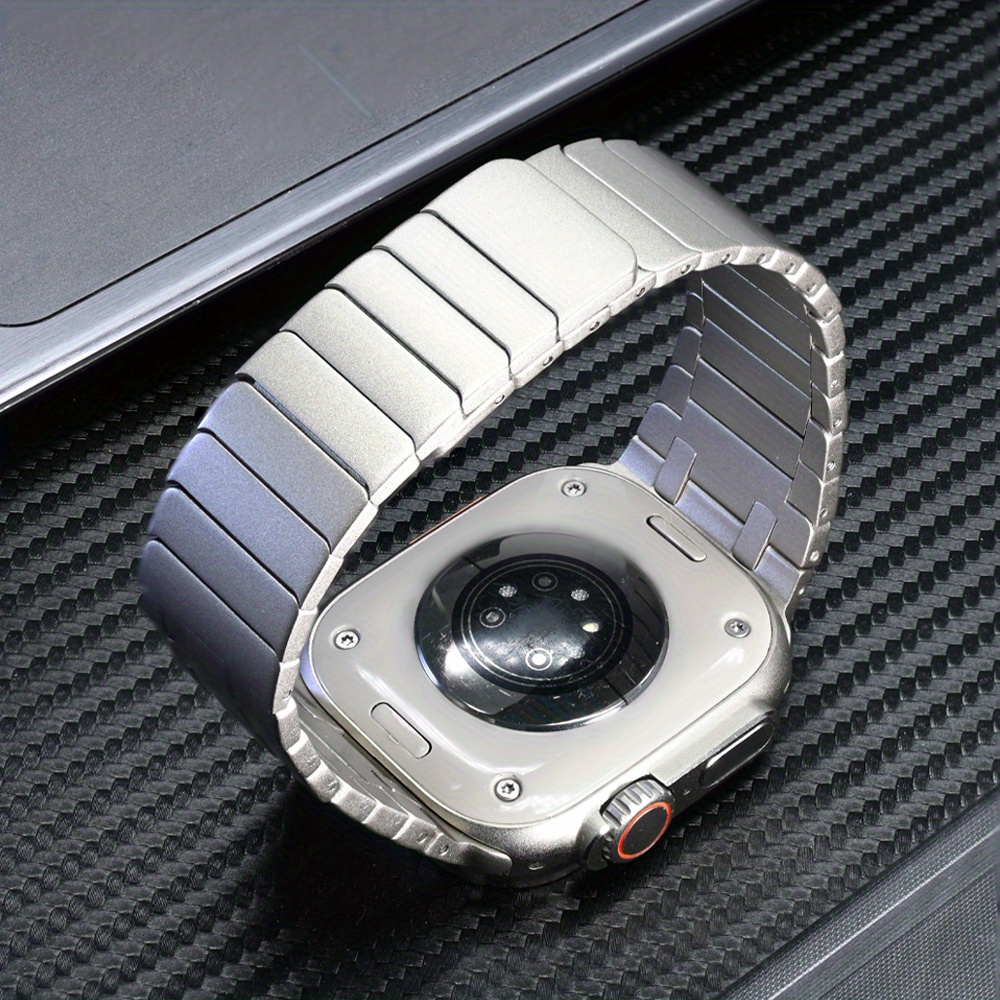 Luxury Stainless Steel Magnetic Strap for Apple Watch Ultra 2, 49mm & iWatch Series 9-5 SE - Sleek Bracelet Design with Secure Clasp and Textured Grip, Apple Watch Strap