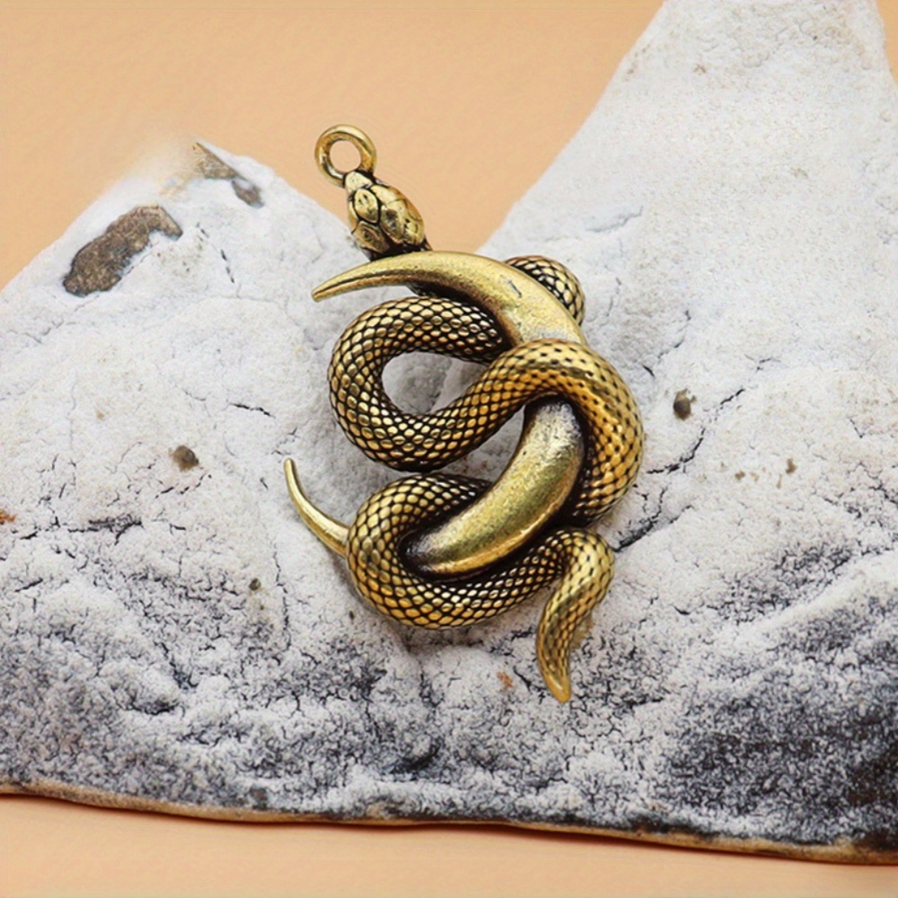 

Brass Moon Snake Crescent Keychain - Elegant Mobile Phone Charm & Accessory, Lunar New Year Snake Decor