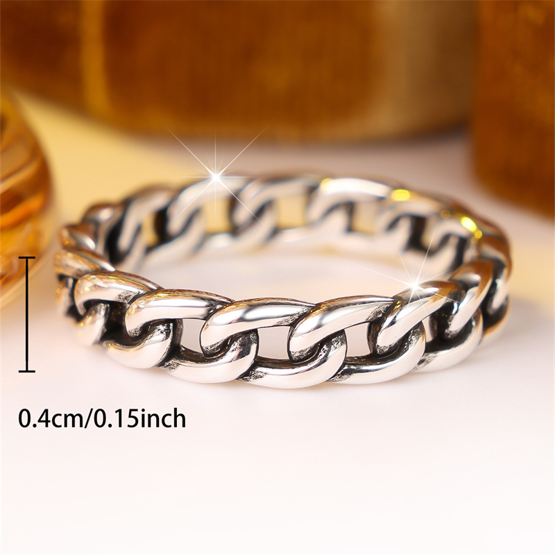 Unisex Glossy Twisted Band Ring, Retro Style