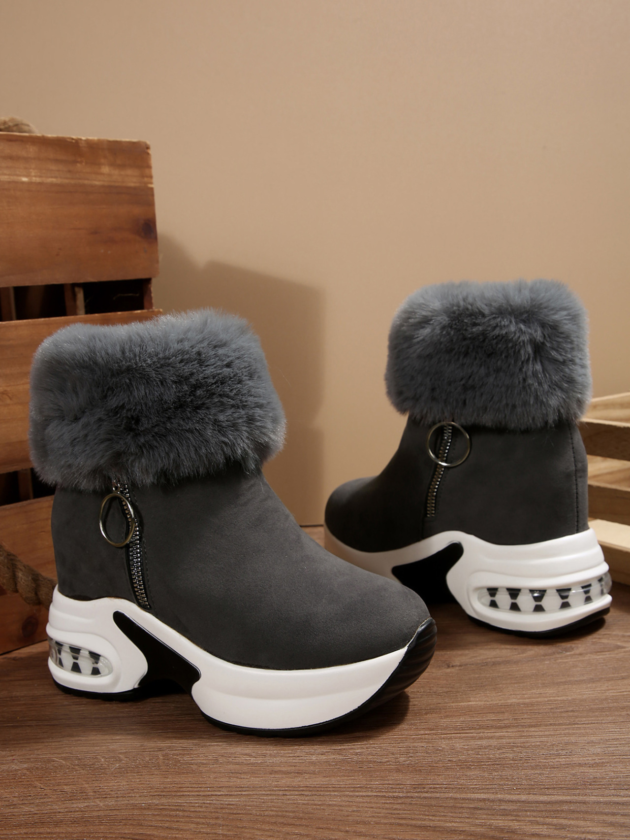 女士冬季保暖雪地靴，侧拉链设计，内衬抓绒 - 厚底坡跟，棕色/白色/黑色/灰色 - 防滑PVC鞋底，冷天、雪地及冰面缓震鞋垫 - 韩式冬季鞋，适合日常与正式装扮