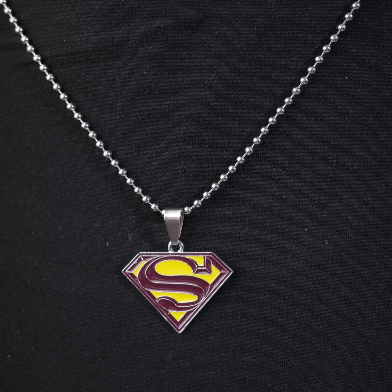 TEMU Wb Warner . Superman Logo Classic Necklace Unisex Men's Women's Necklace, Superman Character Merchandise Necklace, Suitable For Men And Women,