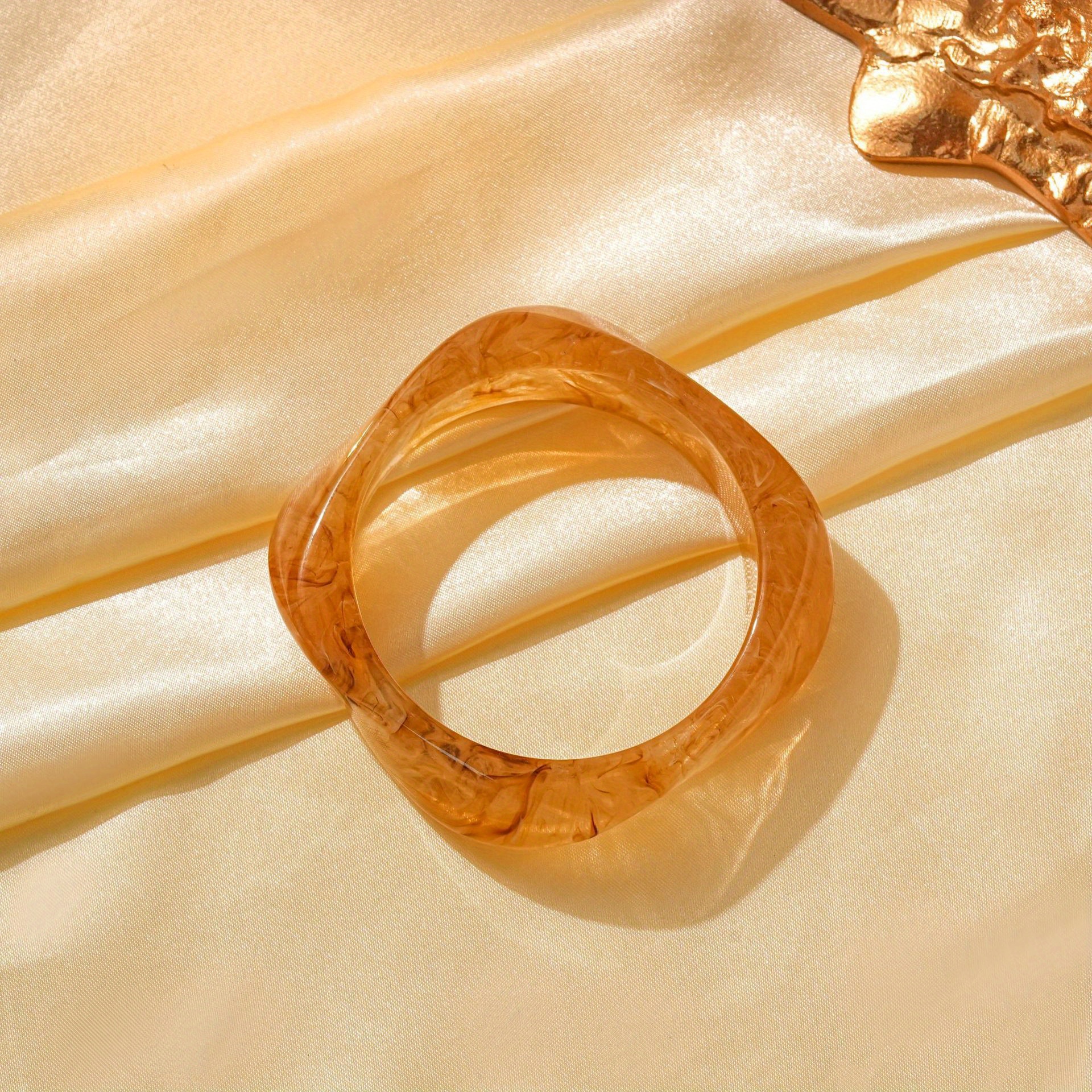 3pcs Stylish Marbled Resin Bracelets Set for Women