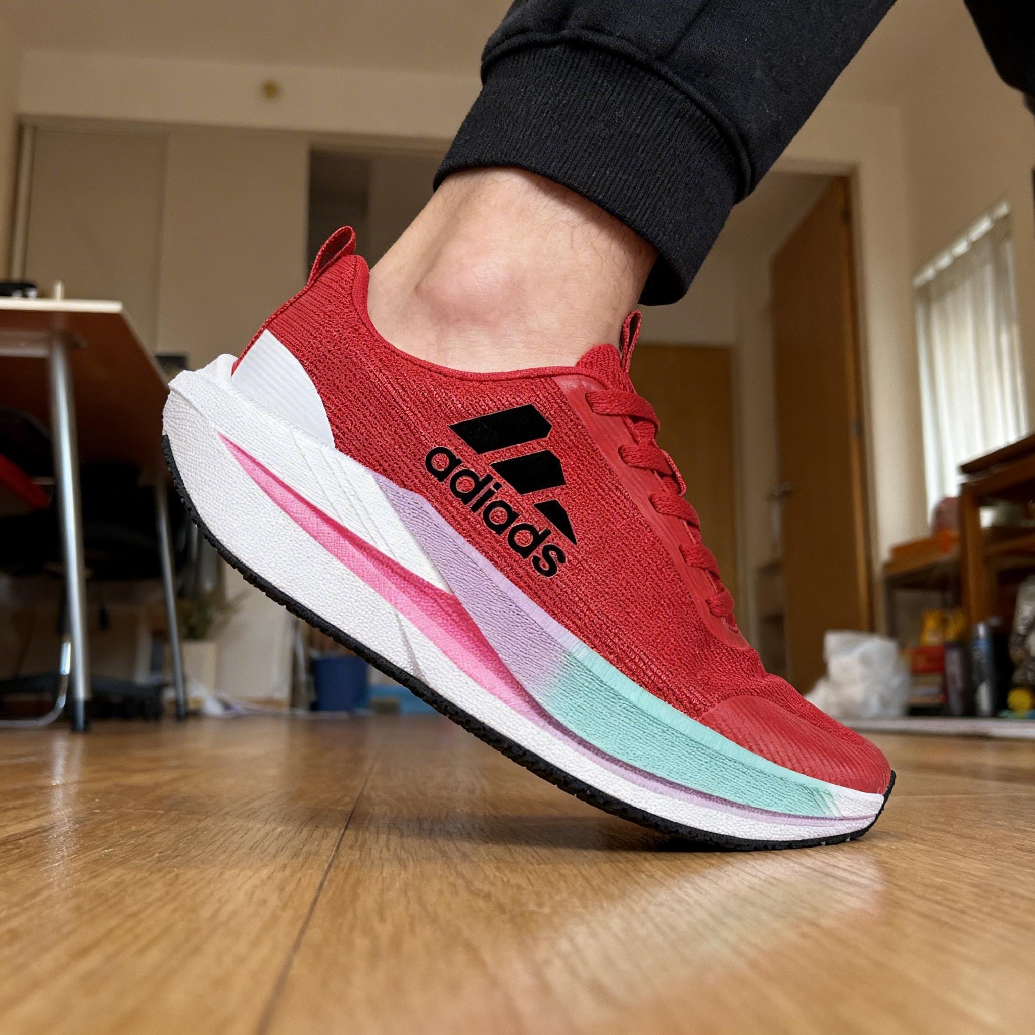 Korean Version Couple Casual Sports Shoes Men And Women Lightweight Breathable Soft Sole Shock Absorption Non-Slip Student Daily Walking Outdoor Jogging Shoes