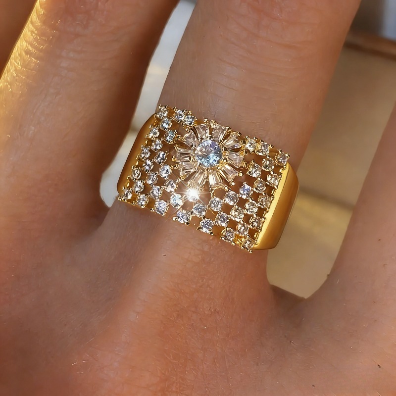 E-shop Luxuriöser voll pavé-besetzter, glänzender synthetischer Zirkonia-Blumenring für Damen für , Hochzeitsfeiern, tägliche Verlobungen, Feiertage,