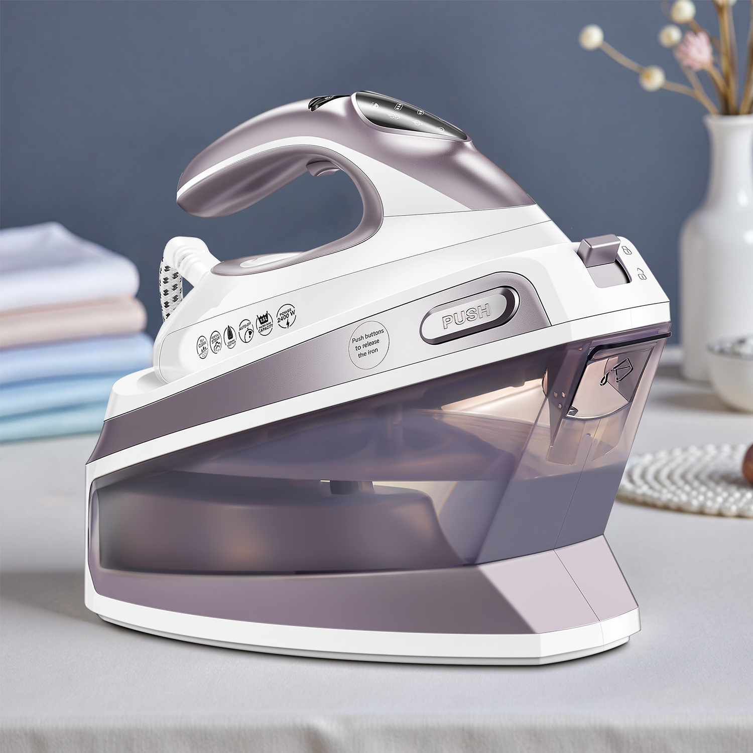 Stoomstation Strijkijzer met 5.5 Bar Druk, 1.5L Watertank, Keramische Zoolplaat, Anti-Kalkfunctie, Verticaal Stomen, Drie Temperatuurinstellingen, Snoeropslag en 2400W Vermogen. Verkrijgbaar in Lichtpaars
