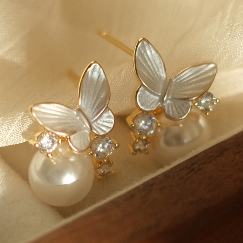 TEMU Exquisitos pendientes dorados de circonita sintética, elegantes pendientes de espiga de blanca esmaltada para mujer, para uso diario, fiestas, ,