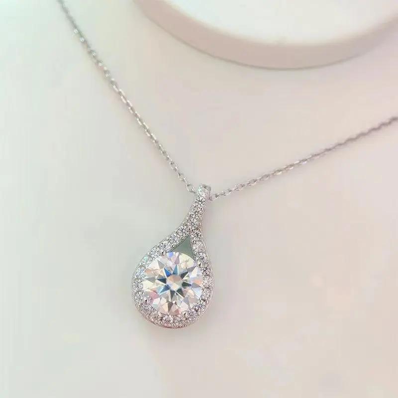 925 Silver Moissanite Drop-shaped Pendant Necklace, Gift