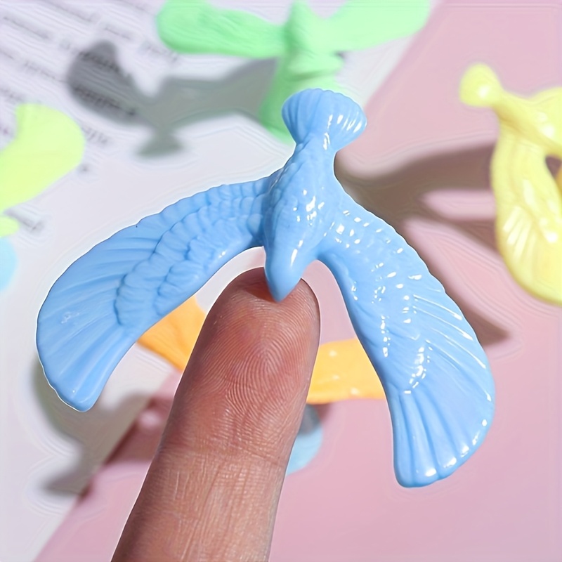 10pcs fun gravity bird balance puzzle science balance   physics pendulum office supplies accessories no feathers no batteries required suitable for party decorations and gifts halloween christmas random color