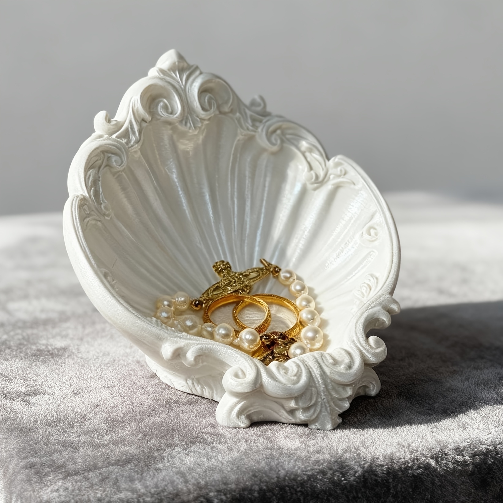 Image of Shell-shaped Jewelry Storage Tray, Multi-scene Decorative Storage Box, For Christmas, Thanksgiving, Valentine's Day, Mother's Day, Birthdays, And All Holidays, Jewelry Trays