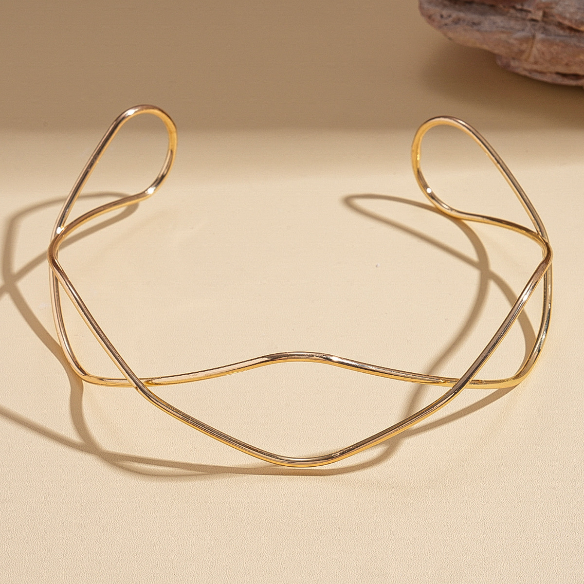 TEMU 1pc Collar Choker de Metal Geométrico con Cruz, Estilo Europeo y Americano, Minimalista y Único, Moda de de