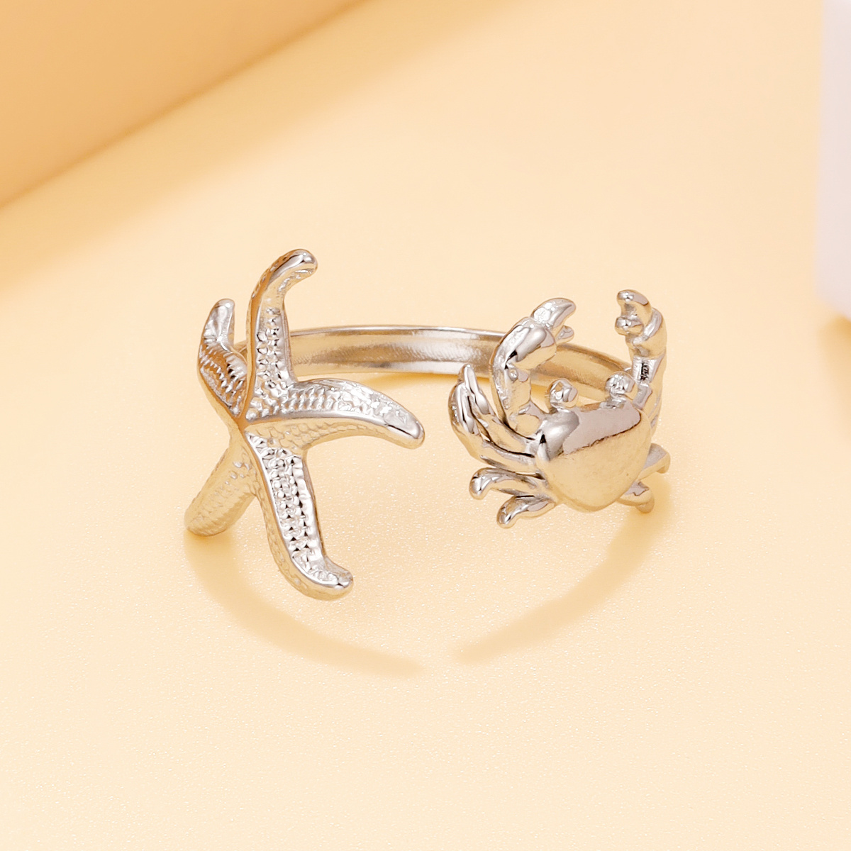 Ocean-themed Open Ring with Starfish and Crab, Daily Accessory
