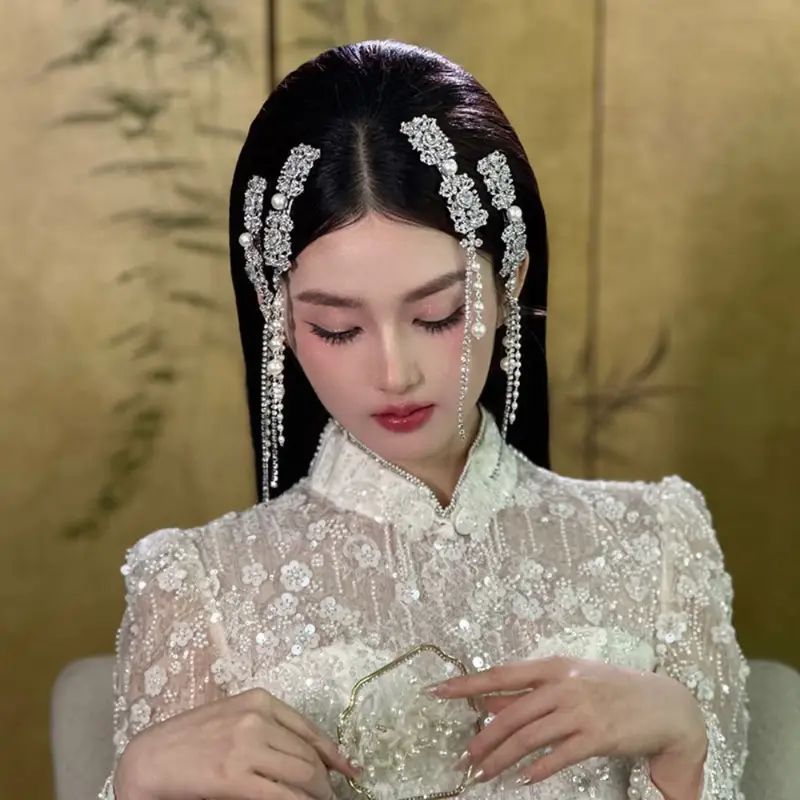 hairpiece elegant bridal hair accessory with sparkling rhinestones   pearls ethnic style tassel clip light   headwear for weddings wedding accessories Product details 2