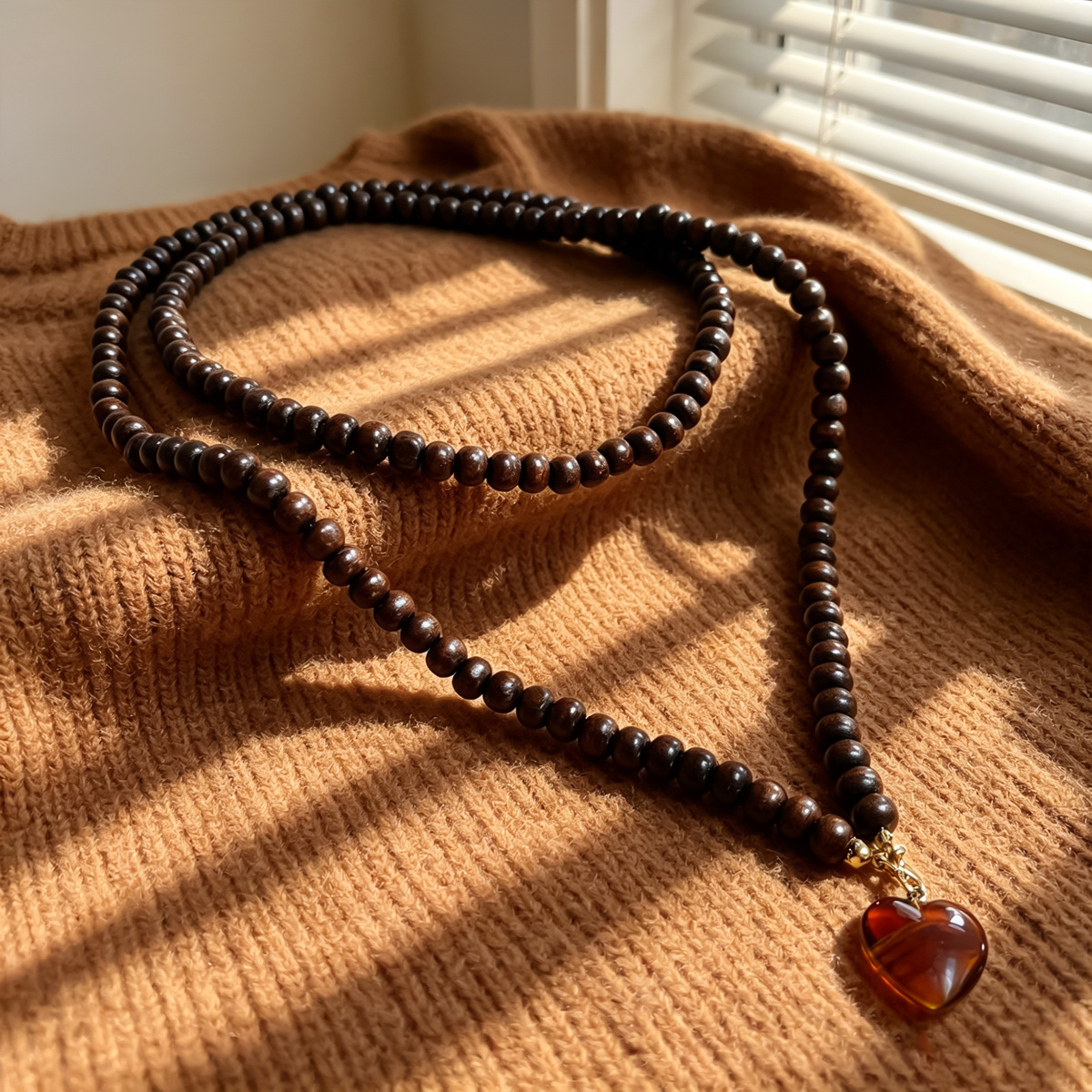 TEMU 1 Collar Largo con Colgante de de Ámbar Estilo Retro Bohemio, Accesorio de Superposición , Adecuado para Uso Diario, Regalo de Cuentas de Madera