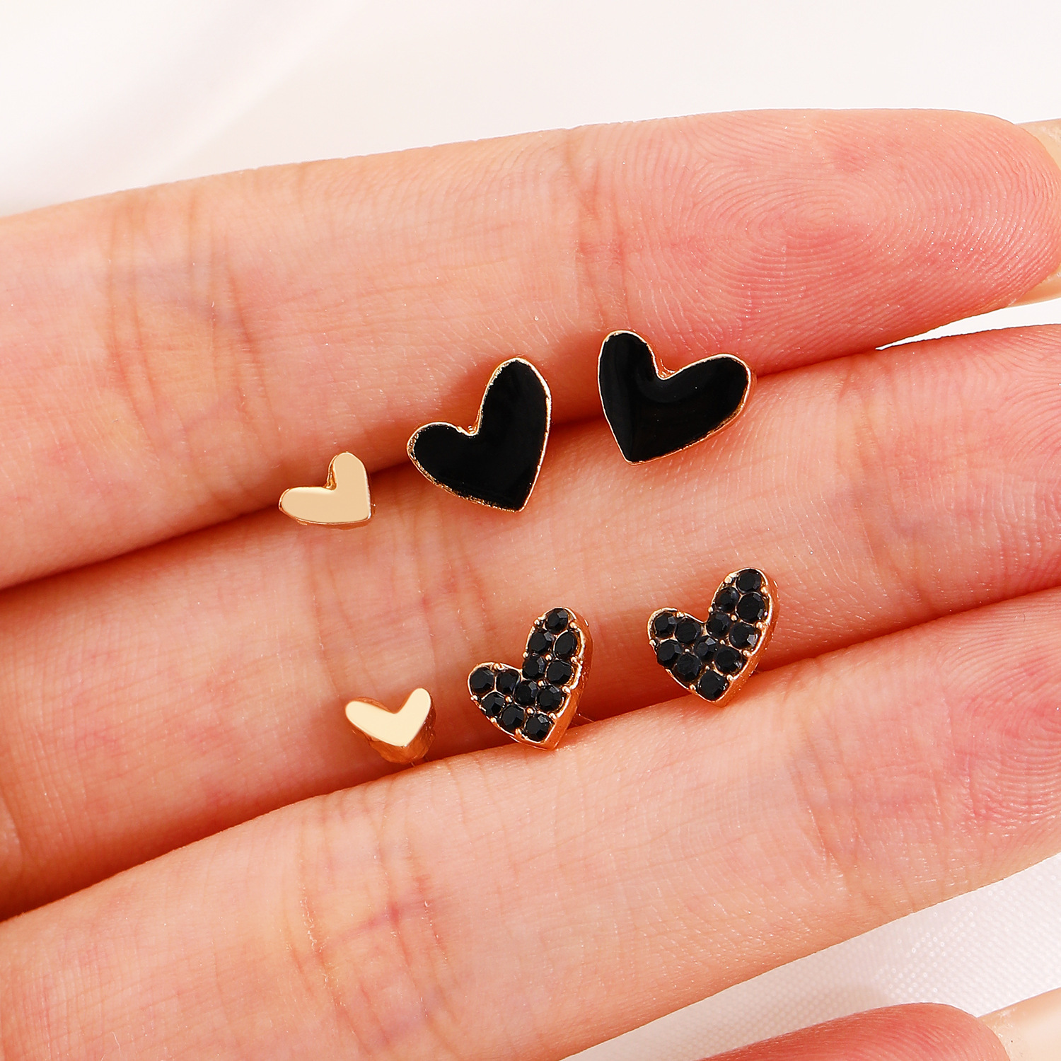Heart Shaped Stud Earrings Set - 3pcs Sweet And Stylish Earring Collection