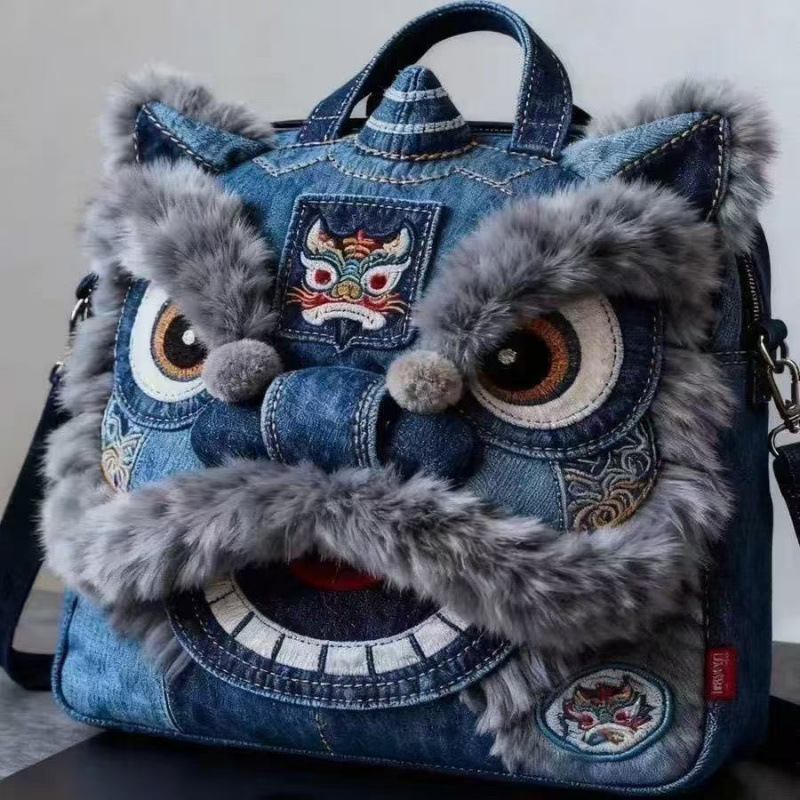 Chinese Style Lion Backpack, 3d Embroidery Fluffy Mythical Handbag, New Chinese Vintage Crossbody Bag, Large Capacity Bag, National Fashion Accessory, , Gift For New Year & Birthday