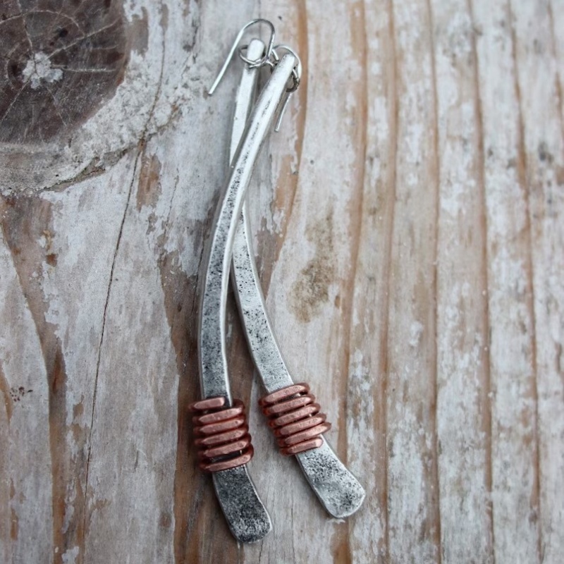 Women's Handmade Vintage Curved Red Copper Ear Hooks