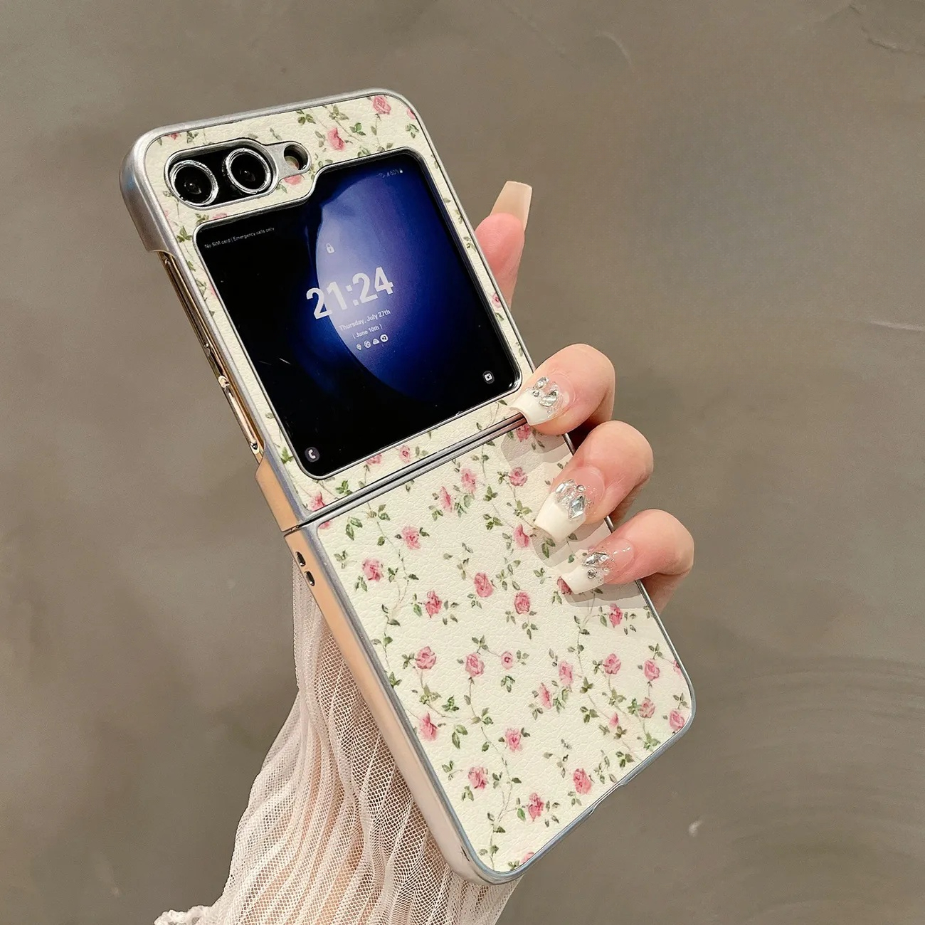 TEMU Phone Case - Rose Lychee Pattern Phone Case, A For Young Women, Compatible With For Z Flip 7/z Flip 7 Fe/z Flip 6/z Flip 5/z Flip 4/z Flip 3/w24