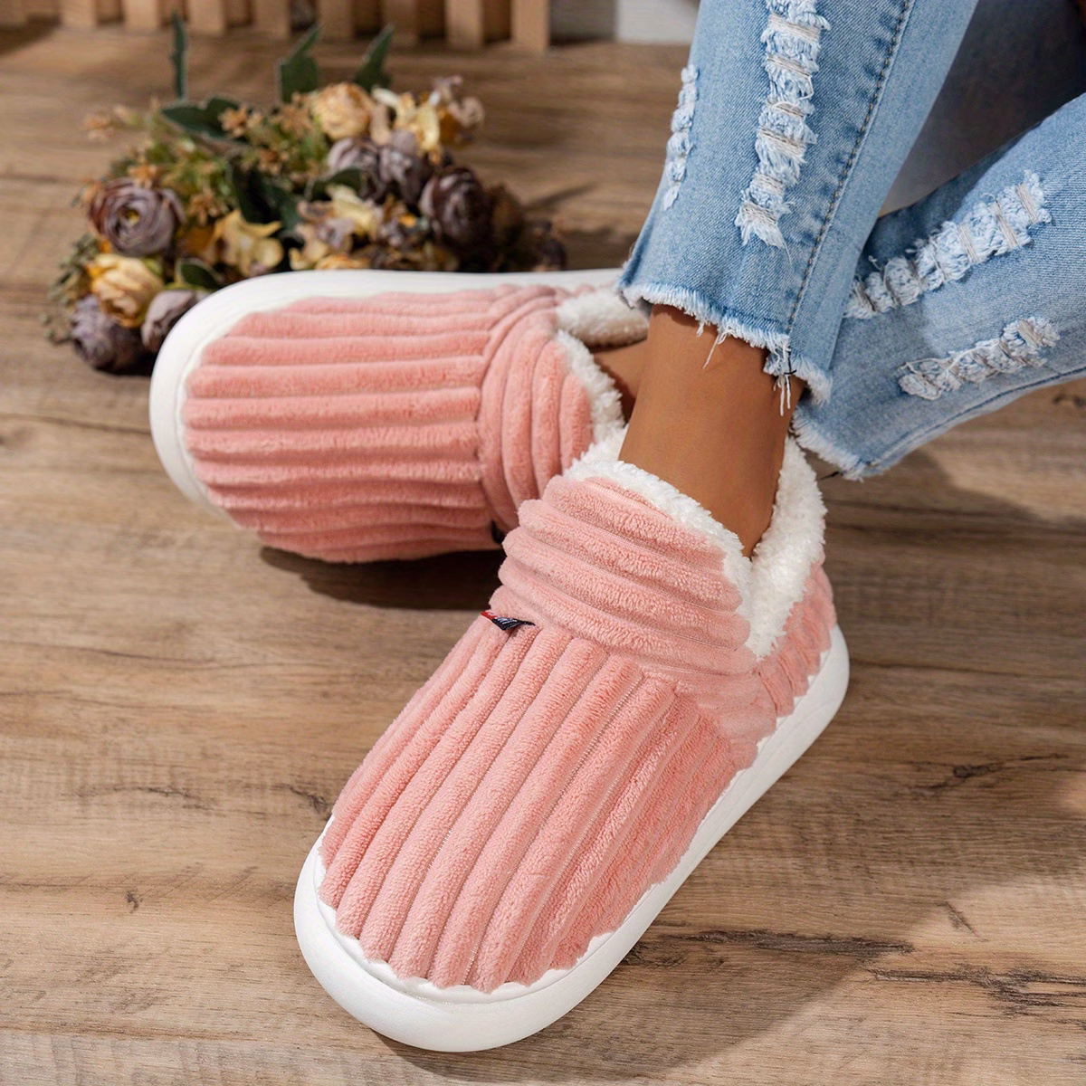 chaussures dintérieur dhiver pour femmes à semelle épaisse et doublure en peluche, style nouveau transfrontalier, chaussons pour hommes avec talon, chaussures pour femmes Détails du produit 24