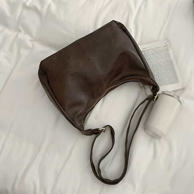 Image of [2 Colors From] A Women's Large-capacity Tote Bag And Crossbody Bag | Elegant Gold-tone Hardware, Zipper Closure, Lined, Comfortable Shoulder Straps, And Black, Suitable For Work, Travel