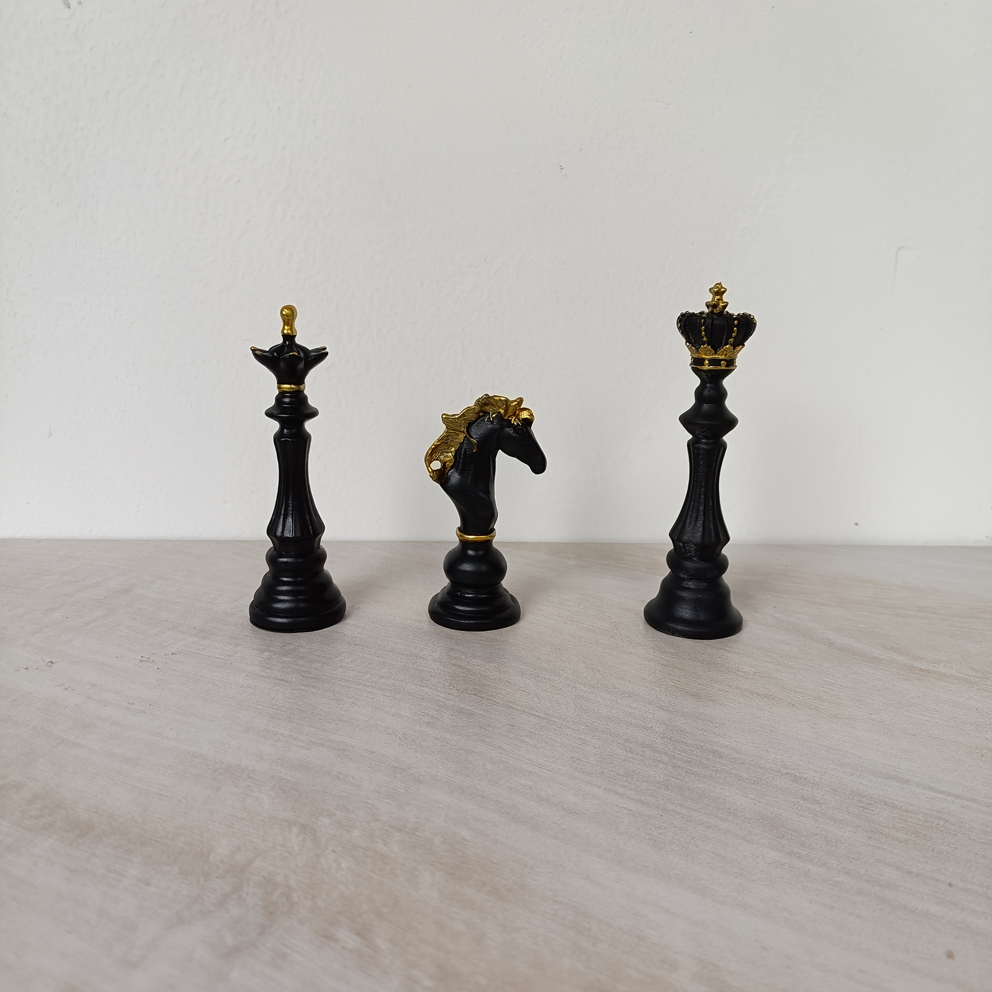 3pcs of Black and Golden Resin Chess Ornaments, Luxurious Black and Golden Chess Pieces, Suitable for Home Decoration- Ideal for Living Rooms and Study Rooms. Desk Arrangement