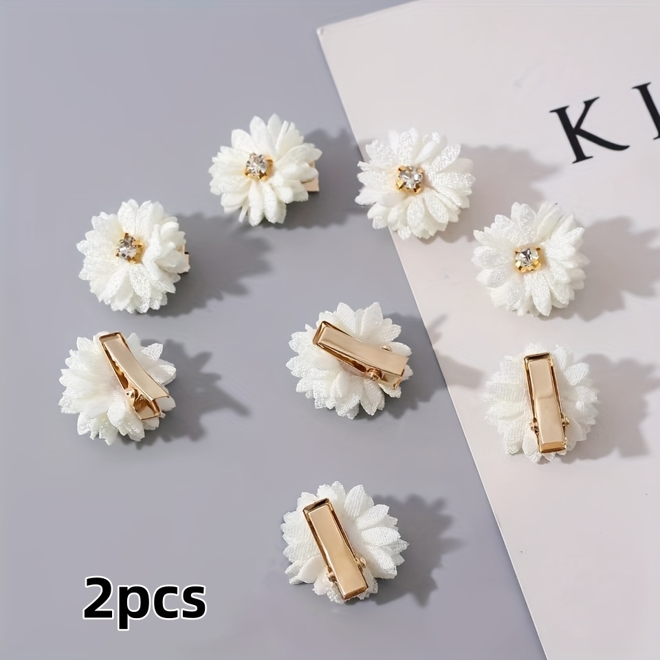 2 Daisy Hair Clips, Perfect For Valentine's Day, Parties And Everyday Wear. The Hair Clips Are Made Of And Are Hand Wash . The Hair Clips Feature A Woven Design And Are Hair Accessory