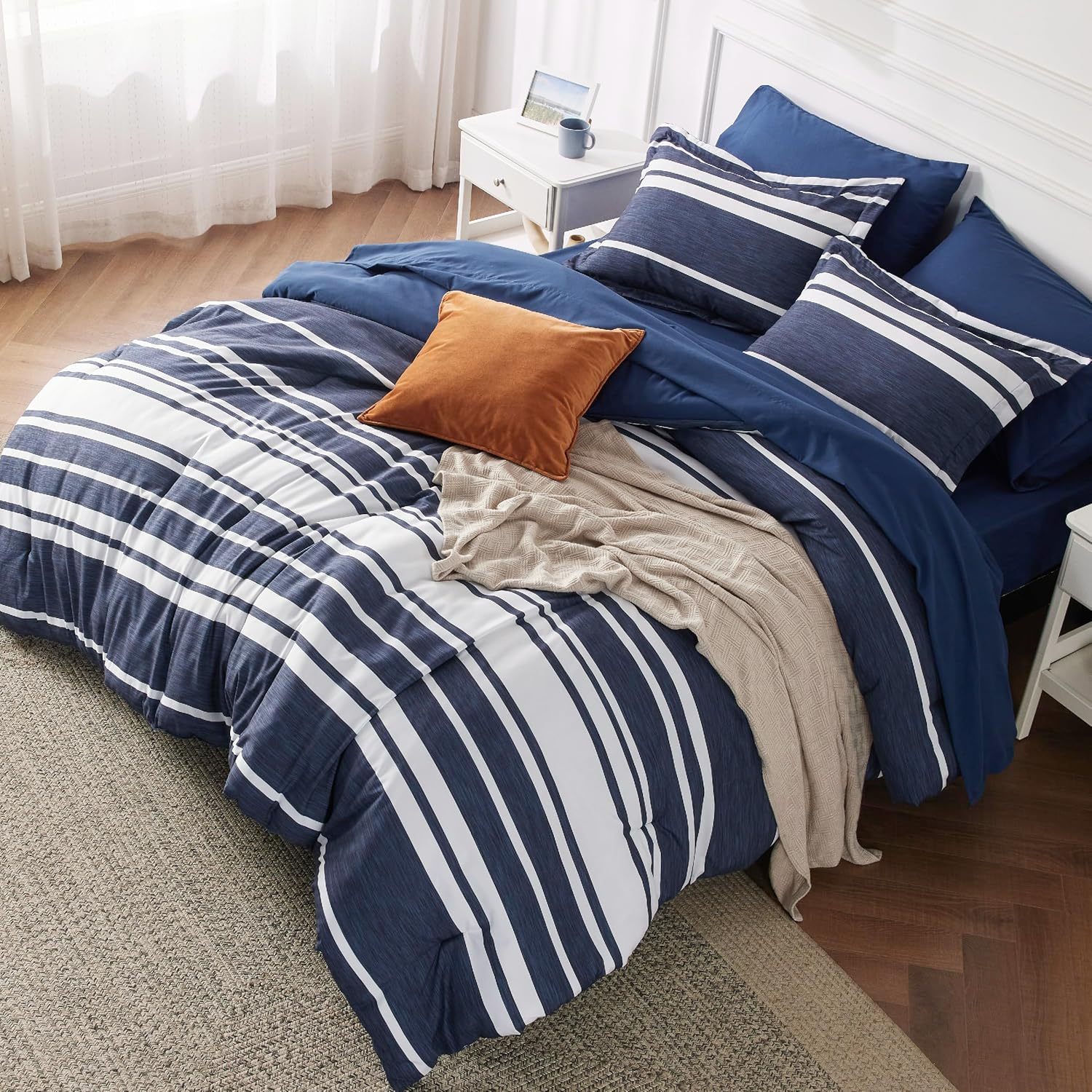 

5/7pcs Bedsure Striped Comforter Bedding Set, Woven Polyester, Machine Washable, No Printing, With Comforter, 1 Flat Sheet, 2 Pillowcases, 1 Sham, For All