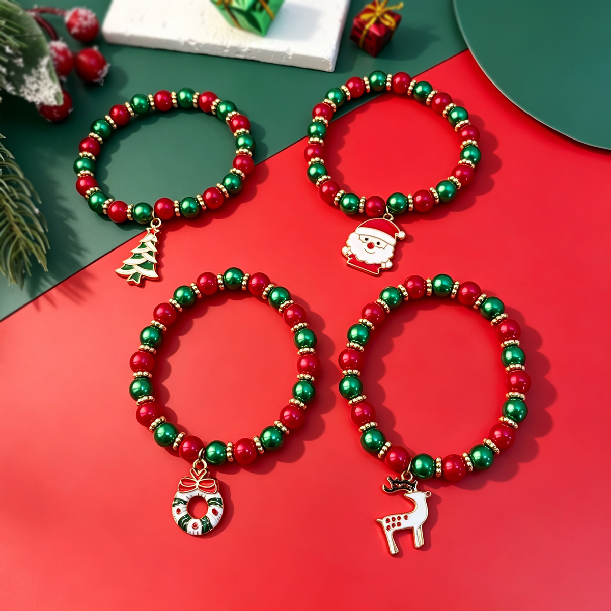 TEMU 4pcs Set Of Simple And Stylish Red And Green Santa Claus, Reindeer, And Pendant Stretch Bracelets, Suitable For Streetwear, Music Festival , And