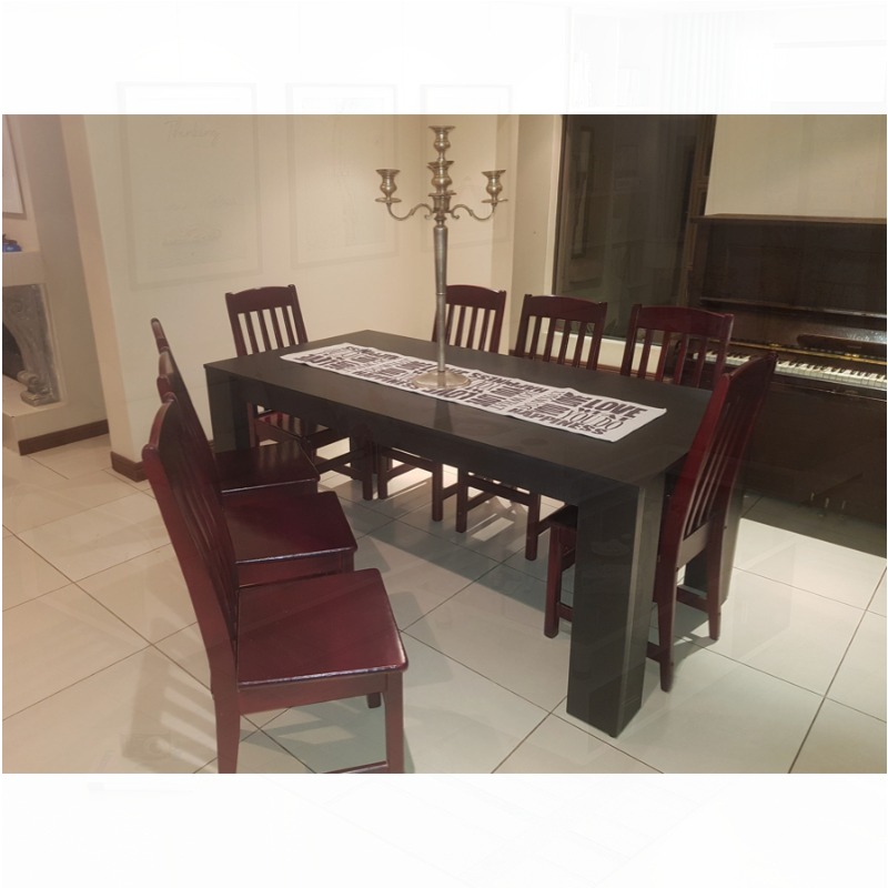 Stylish 8-Seater Dining Table for Family Gatherings - 190Cm Black Woodgrain End Perfect for Modern Homes And Entertaining Guests