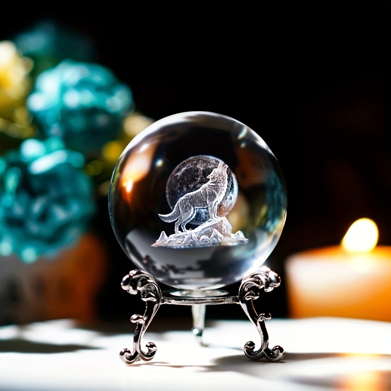 TEMU 1pc, Statue de boule de cristal 3D, Boule de verre laser avec support, hurlant transparente Décor .3 pouces, Majestueux roi sous Centre de table