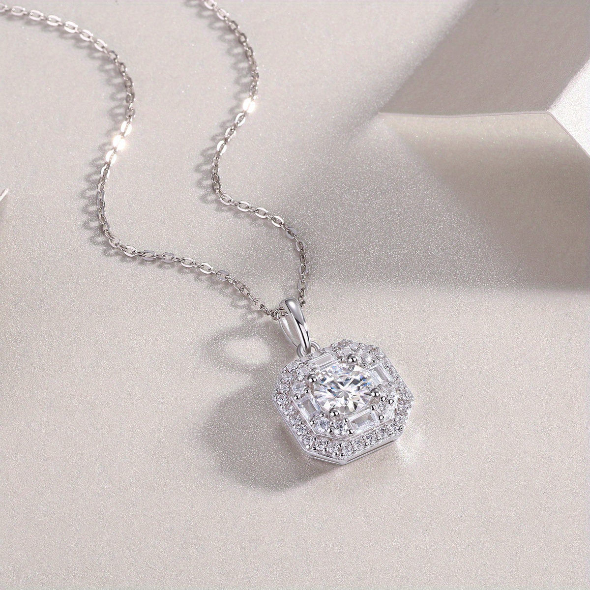 1 Carat Moissanite Pendant Necklace, Versatile Gift