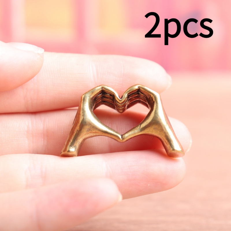 TEMU 2pcs Fashion Golden Double-hand Heart-shaped Small Ornaments, Desktop Home Office Decoration Love Metal Crafts, Suitable For , Holiday Gifts,