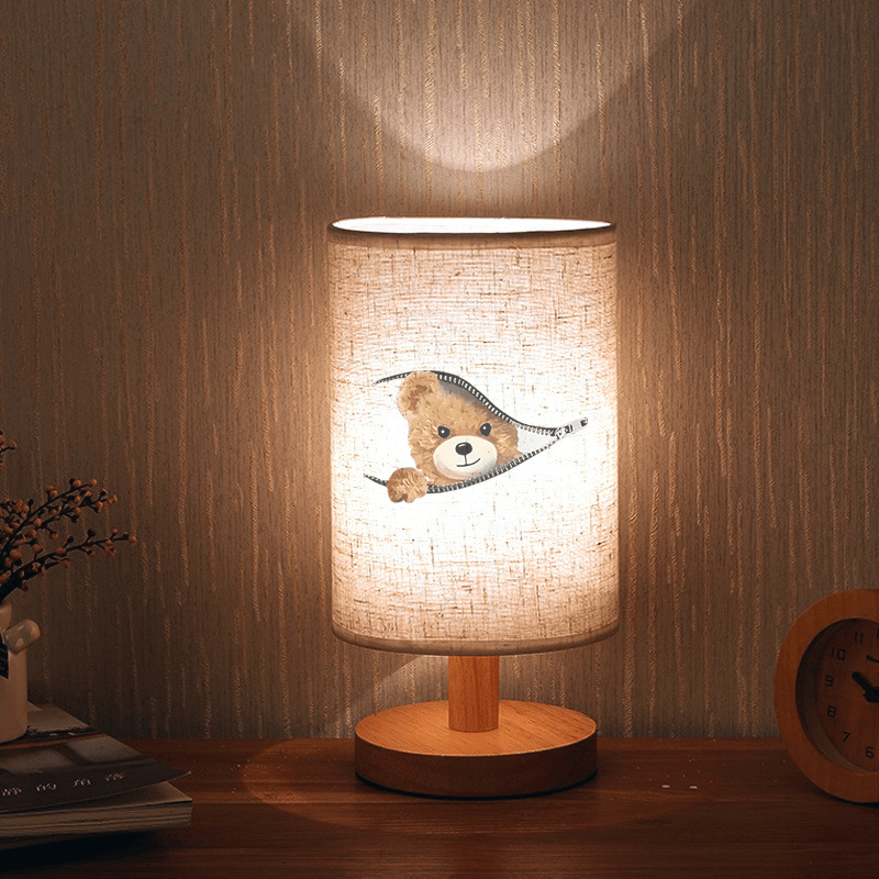 adorable bear print atmosphere bedside lamp   log color table lamp led light suitable for bedroom and   indoor led light with cloth shade   usb no battery required suitable for home and office use perfect as a gift Product details 3