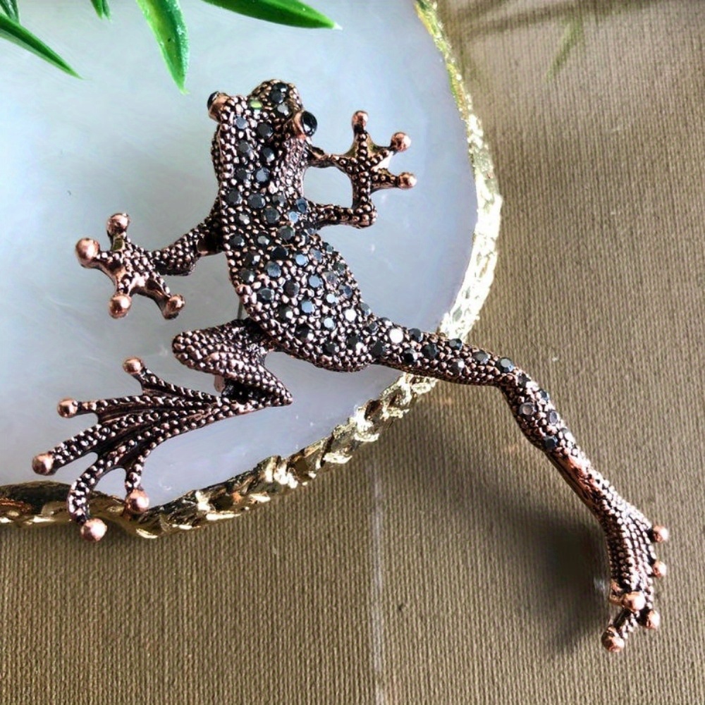 Image of Oesdphs Luxury Frog Brooch Pin - Elegant Whimsical Frog-shaped Jewelry Suitable For Weddings, Parties, Casual Attire - Unisex Accessory For , Unique Gift