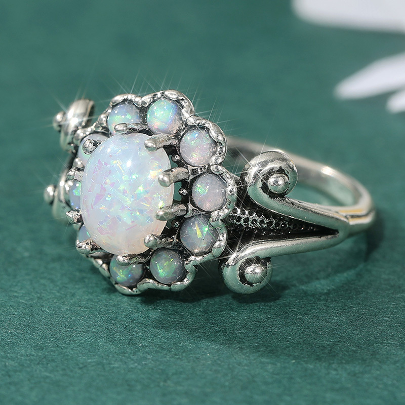 Women's Retro Commemorative Everyday Ring, Fashionable Accessory