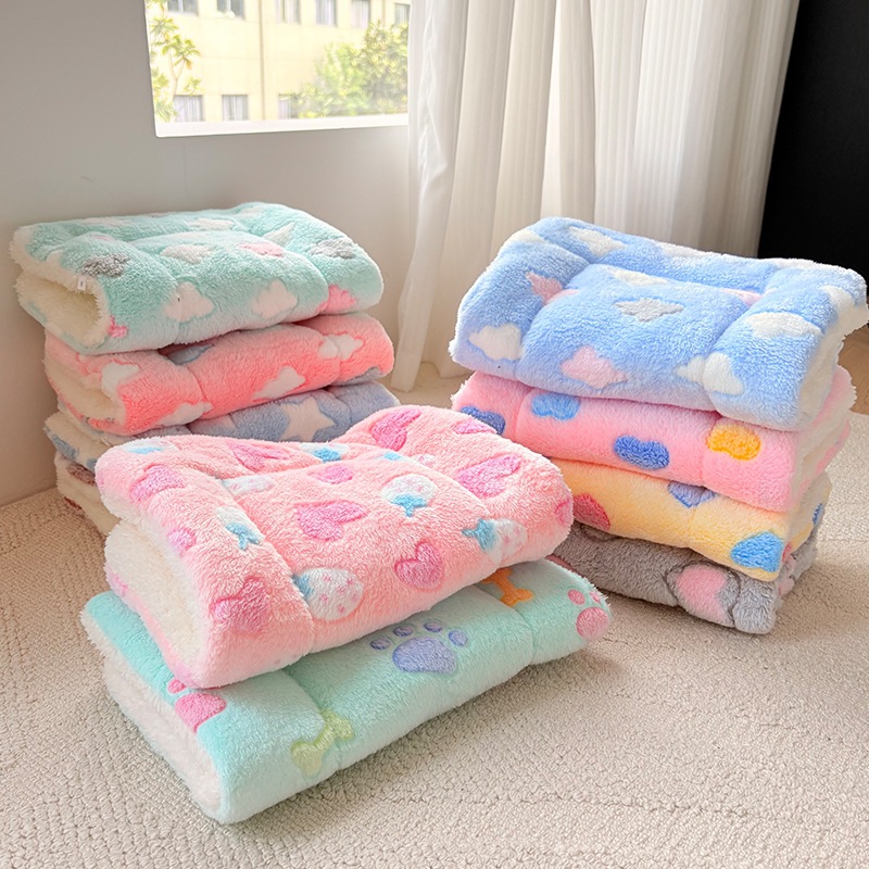 TEMU Thickened Warm Fleece Pet Pad | Polyester Square Heated Floor Mat For Dogs And Cats, Suitable For Extra Small To Medium Dogs