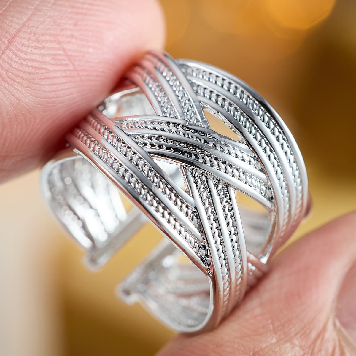 Unisex Twisted Wire Cross Open Ring, Artistic Style