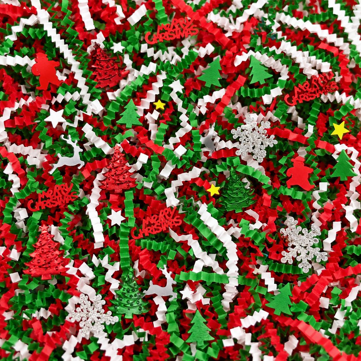 TEMU 80g/2.82oz Christmas Red, Green, And White Raffia Gift Box Filler Set, Including Christmas Tree/snowflake/reindeer/santa Claus Sequins, Holiday