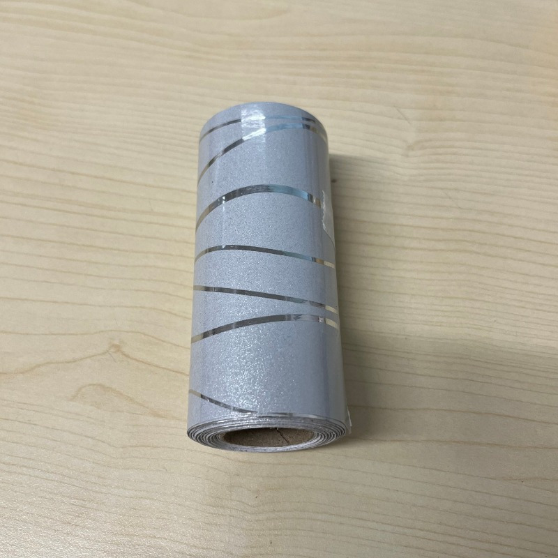 E-shop 1 Rolle 10cm*5m/3.93*196.85in Selbstklebende Tapete für Sockelleisten, Fliesensticker, wasserdicht, dekorativ, Wohnzimmer,