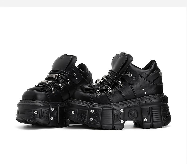 [Sneakers] The New 2026 Model Features Thick-Soled, All-White Dad Shoes Available for 25 Occasions! with Breathable Mesh And a Serrated Outsole, Enhanced with Gray Stripes, This Functional Design Looks Great for Both Casual Outings And Commuting