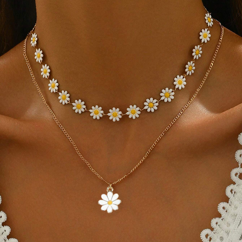E-shop 2er-Set, Damenmode Anhänger Halskette, modische klassische Gänseblümchenkette Choker Halskette, kreative weiße Blumenanhänger, doppellagige