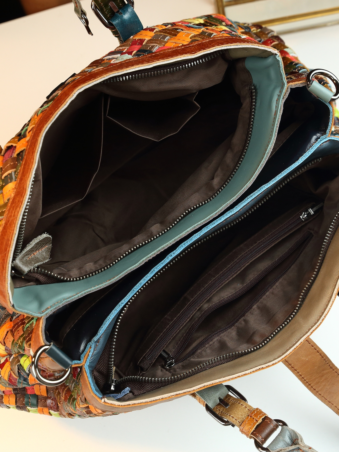 Handbag detail of hardware