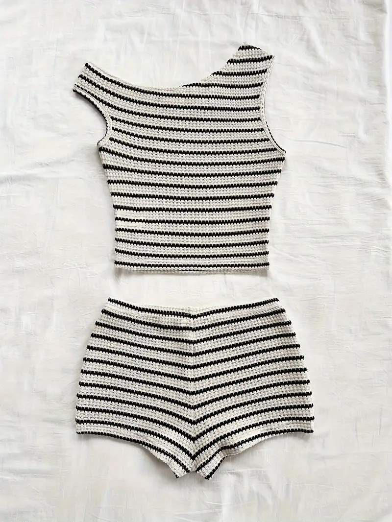 2pcs set womens off shoulder vest shorts striped pajama set Product details 2
