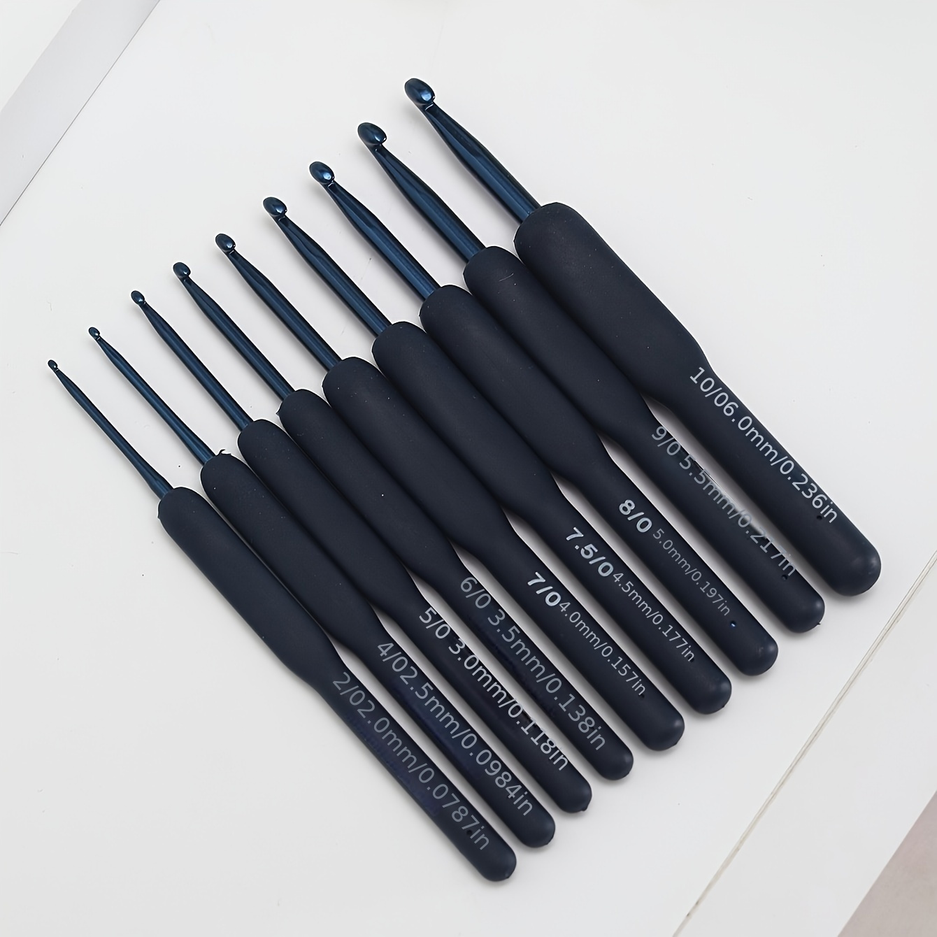 

9pcs Ergonomic Crochet Hook Set, Knitting Needles For Hands, Crafting Tools, Navy Blue, With Ideal For Beginners & Gift-